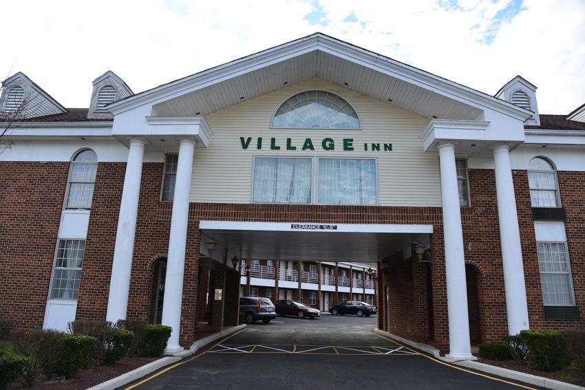 Village Inn Colts Neck Extérieur photo